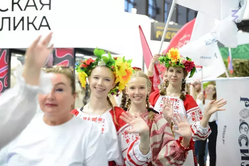 Марафон «Россия — семья семей» Общества «Знание» откроет Год единства народов России 