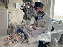 На Сахалине провели уникальную операцию младенцу с врождённой катарактой
