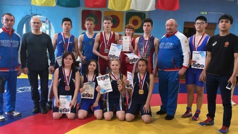 ПО ЧЕМПИОНСКОМУ ПУТИ
