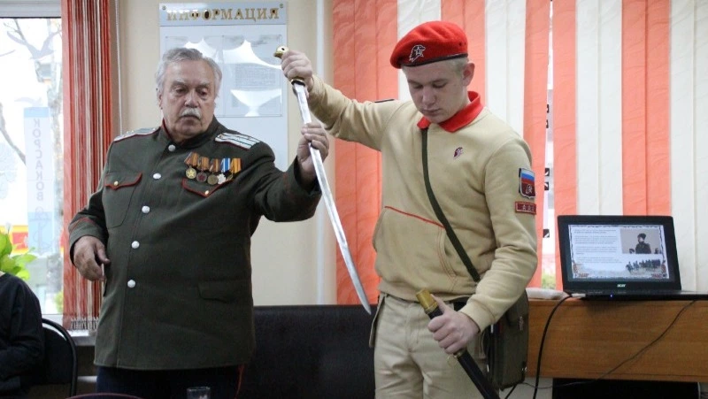Школьники познакомились с историей казачества