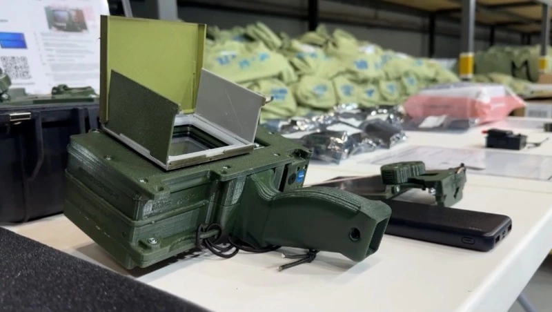 Сахалинская область направила новую партию спецтехники военным в зону СВО