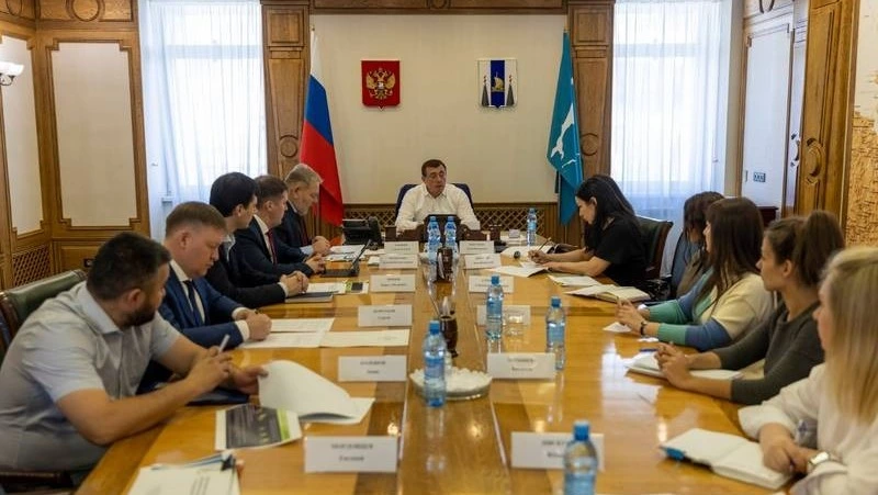Молодым семьям на Сахалине помогут деньгами