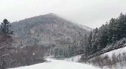 Курильские пейзажи под снегом: красивые фотографии с острова Кунашир
