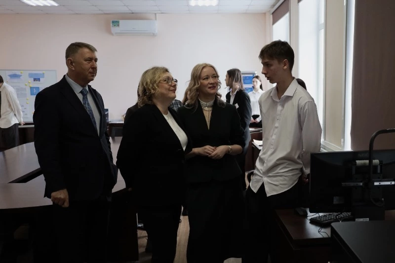 Корсаковские школьники представили проекты в рамках партнерства с «Сириусом»