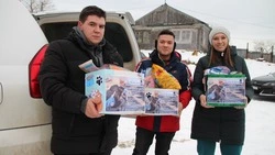 Обитателям приюта «Хвостик» привезли подарки