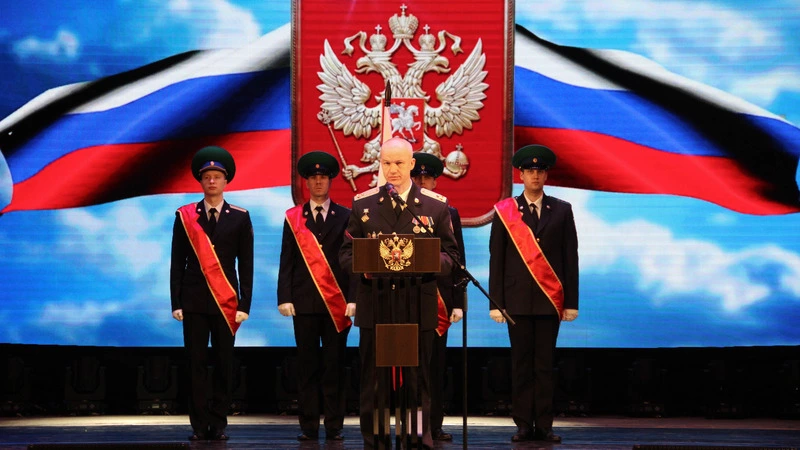 Мы нашей армией крепки!
