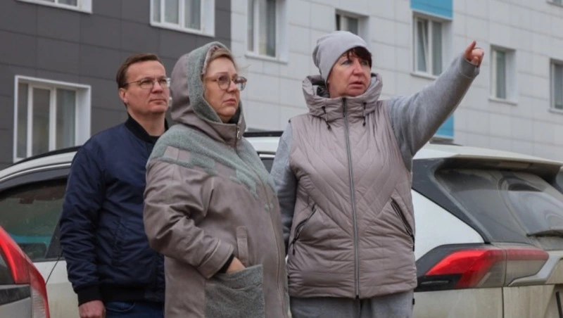 В Корсакове расширяют парковки: новые места появятся на Лермонтова и Корсаковской