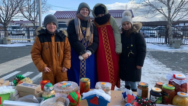 Благотворительная ярмарка в поддержку участников СВО прошла в школе села Раздольное