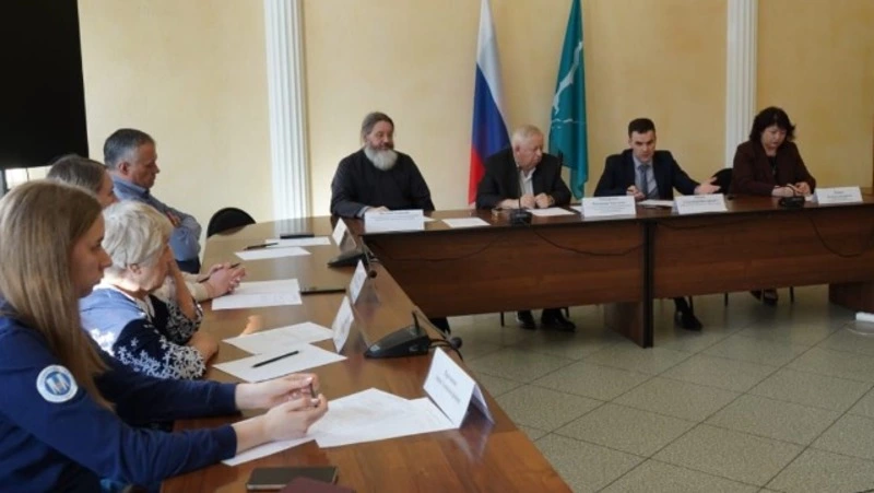 В Корсаковском районе стартует масштабная программа ремонта дорог