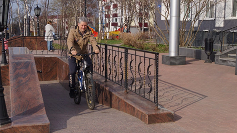 «На работу на велосипеде»